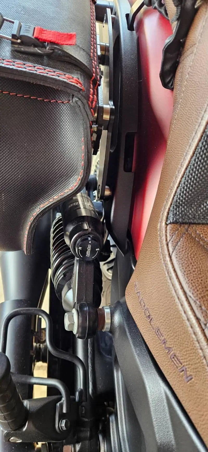 Indian Scout 1133 Bobber (2021 - 25) (3)