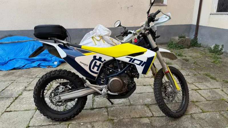 Husqvarna 701 Enduro (2021) (9)