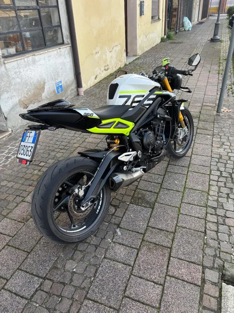 Triumph Street Triple 765 Moto2 Edition (2023 - 24) (7)
