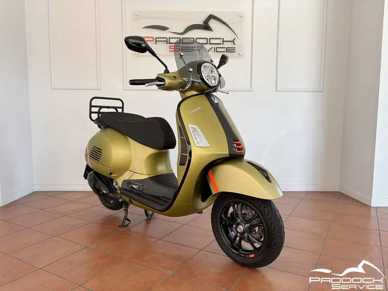 Vespa GTS 300 Super Sport (2023 - 24) (2)