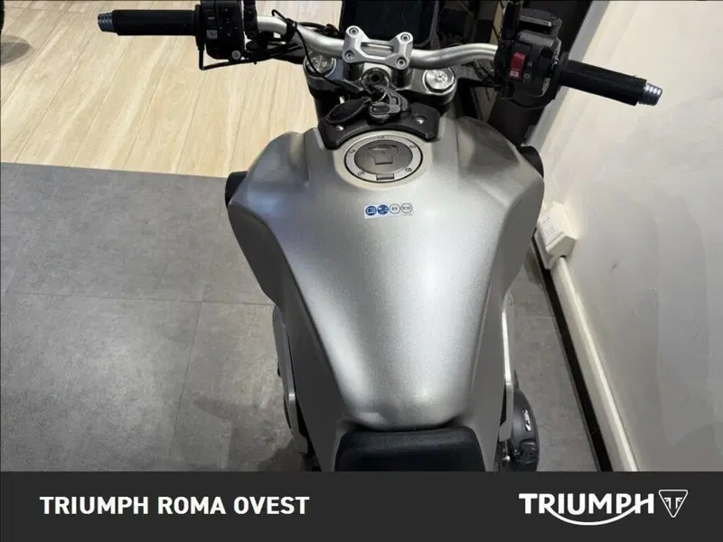 Honda CB 1000 R (2021 - 25) (8)