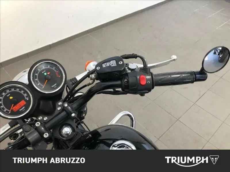 Triumph Bonneville (2007 - 16) (16)
