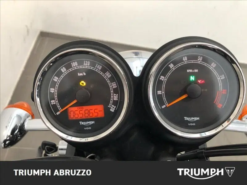 Triumph Bonneville (2007 - 16) (17)
