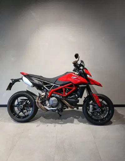 Ducati Hypermotard 950 (2022 - 25) usata