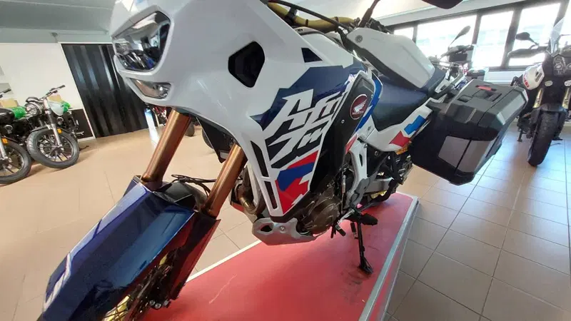 Honda Africa Twin CRF 1100L (2024 - 26) (2)