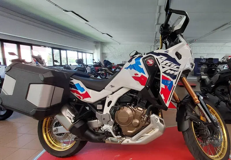 Honda Africa Twin CRF 1100L (2024 - 26) (4)