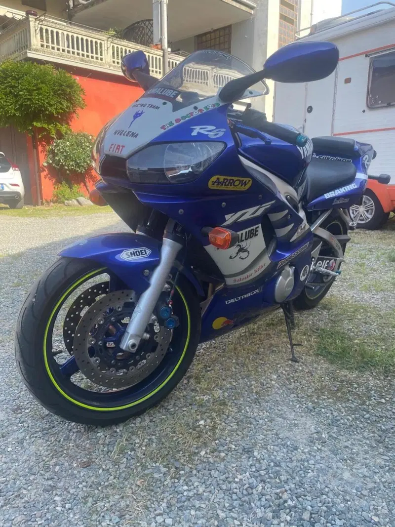 Yamaha YZF R6 (1999 - 00) (3)