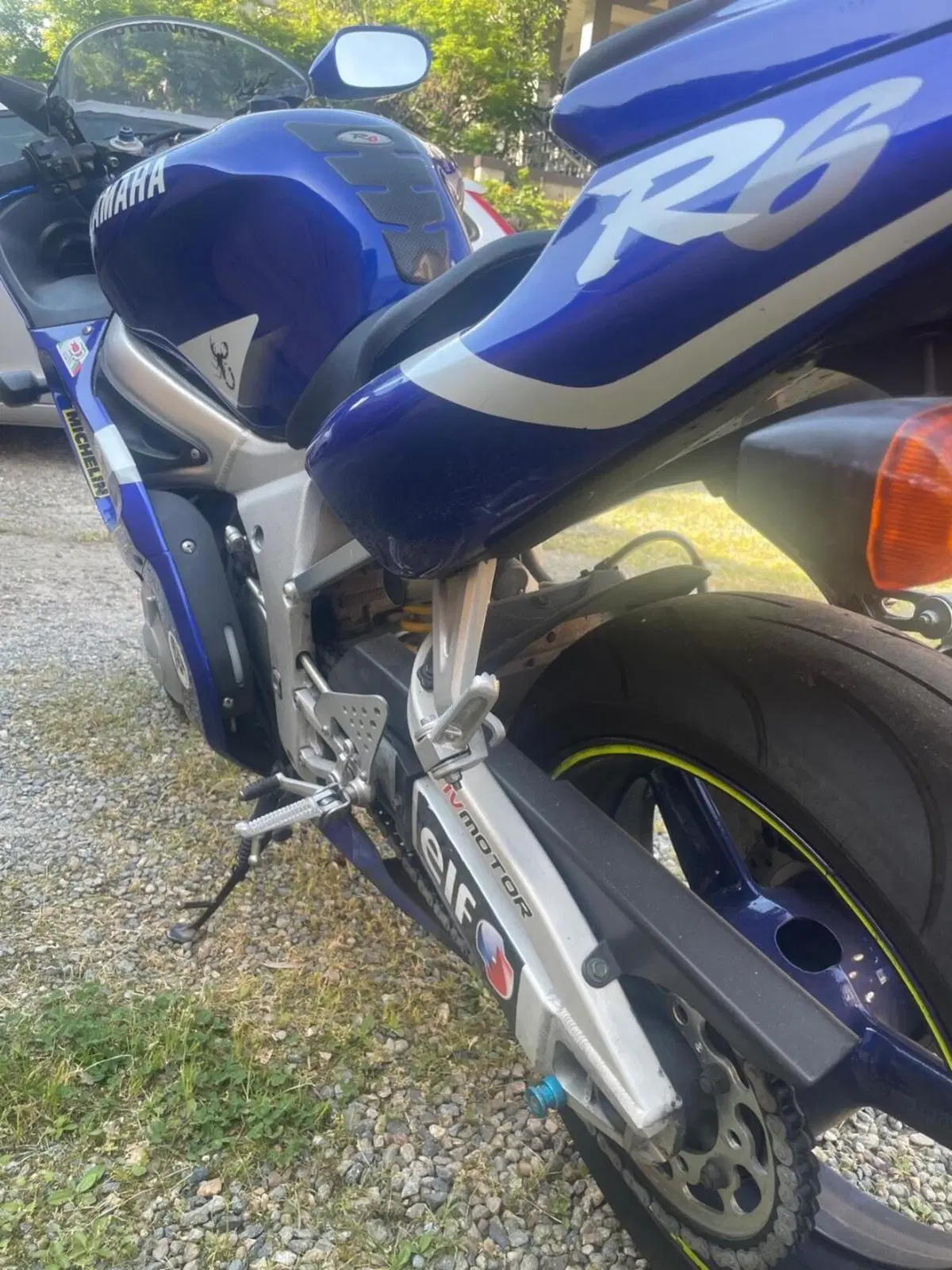 Yamaha YZF R6 (1999 - 00) (5)