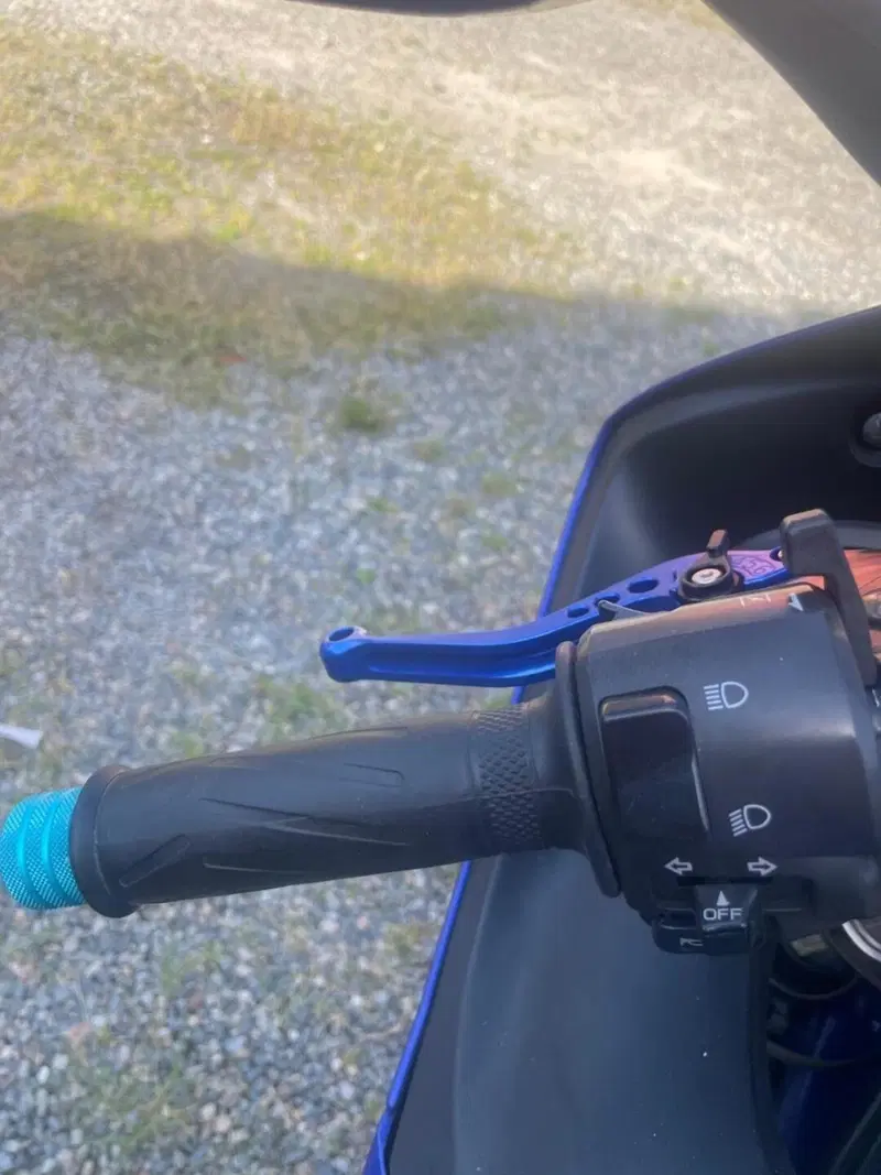 Yamaha YZF R6 (1999 - 00) (12)
