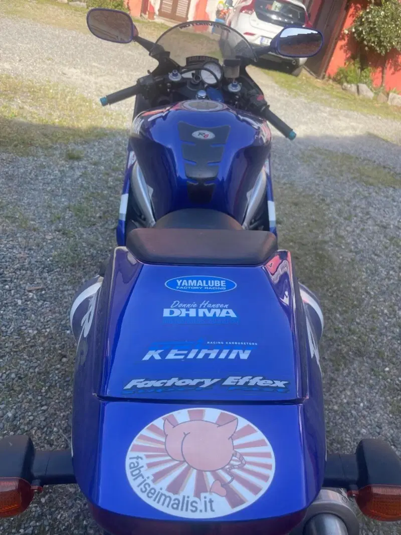 Yamaha YZF R6 (1999 - 00) (17)