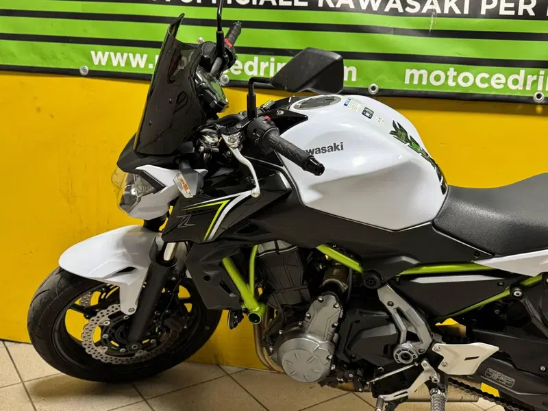 Kawasaki Z 650 (2017 - 19) (5)
