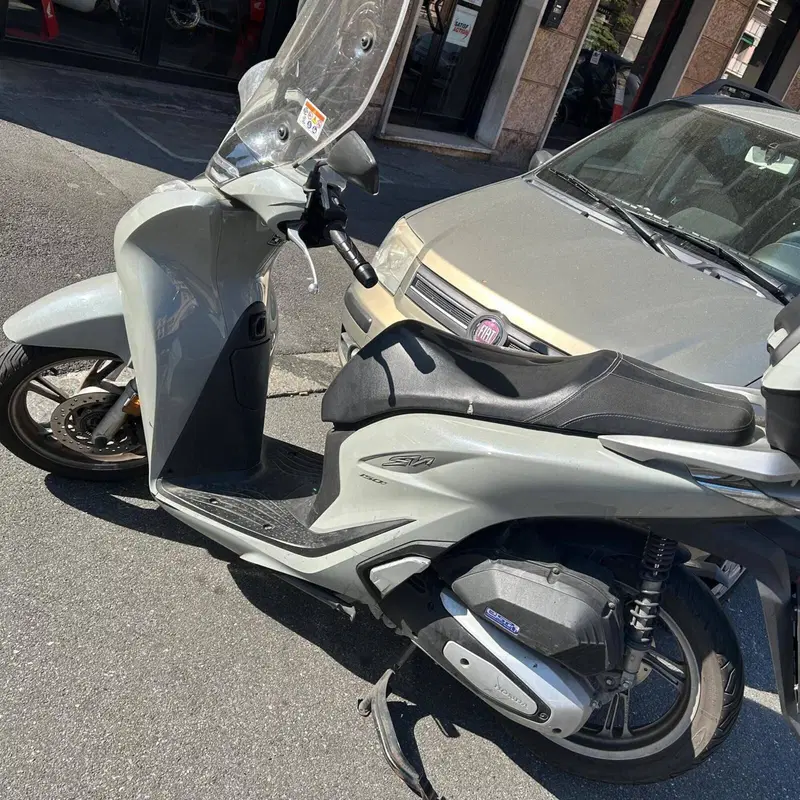Honda SH 150i (2020 - 23) (2)