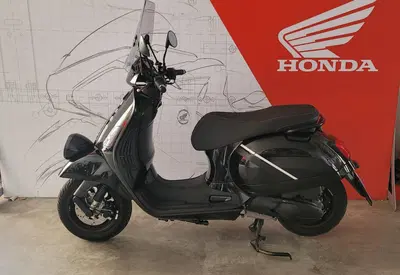 Vespa Sei Giorni 300 Hpe (2021 - 22) usata