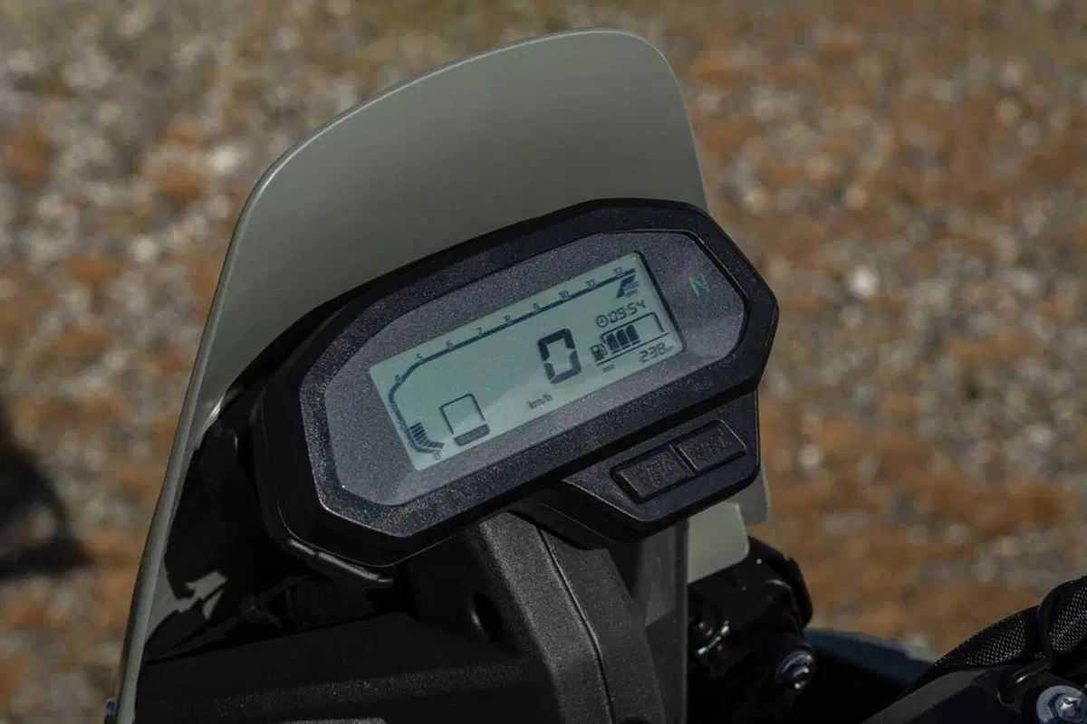 Benelli BKX 300 e BKX 300 S: arriva il monocilindrico da 292 cc che aspettavamo (9)