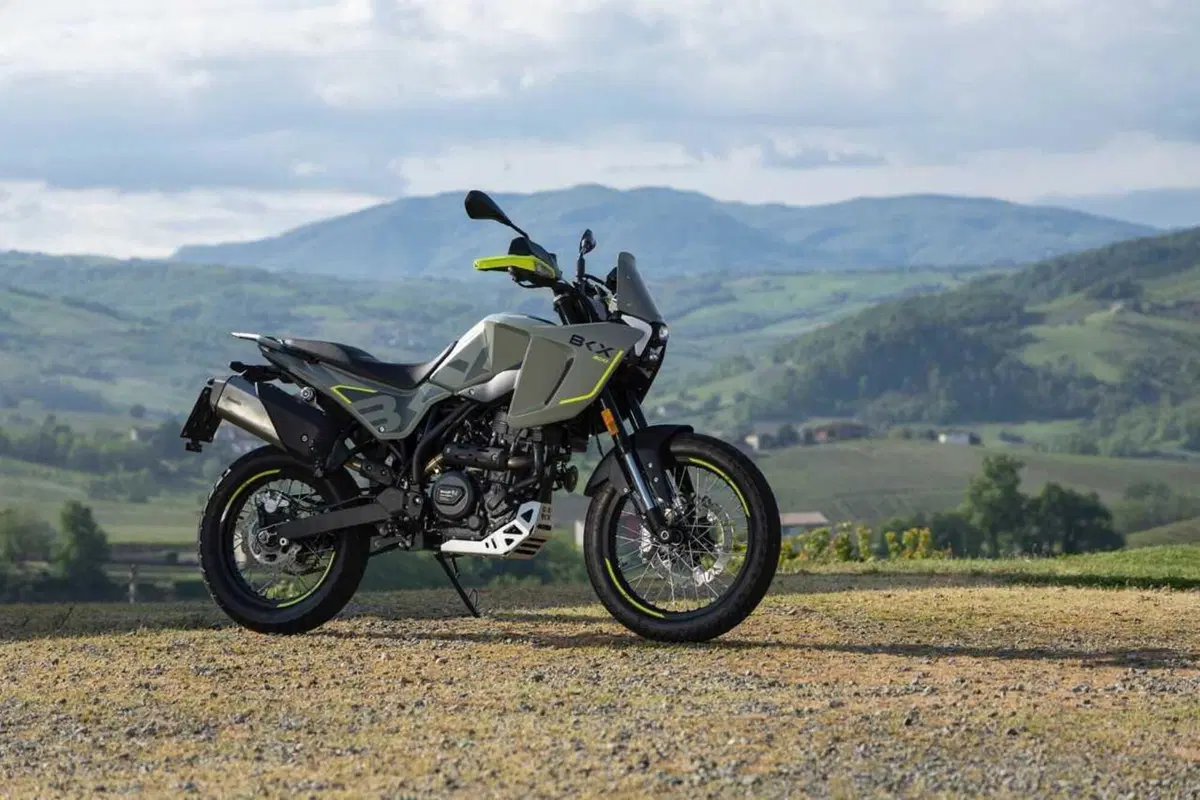 Benelli BKX 300 e BKX 300 S: arriva il monocilindrico da 292 cc che aspettavamo (26)