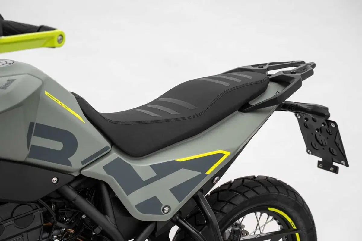 Benelli BKX 300 e BKX 300 S: arriva il monocilindrico da 292 cc che aspettavamo (35)