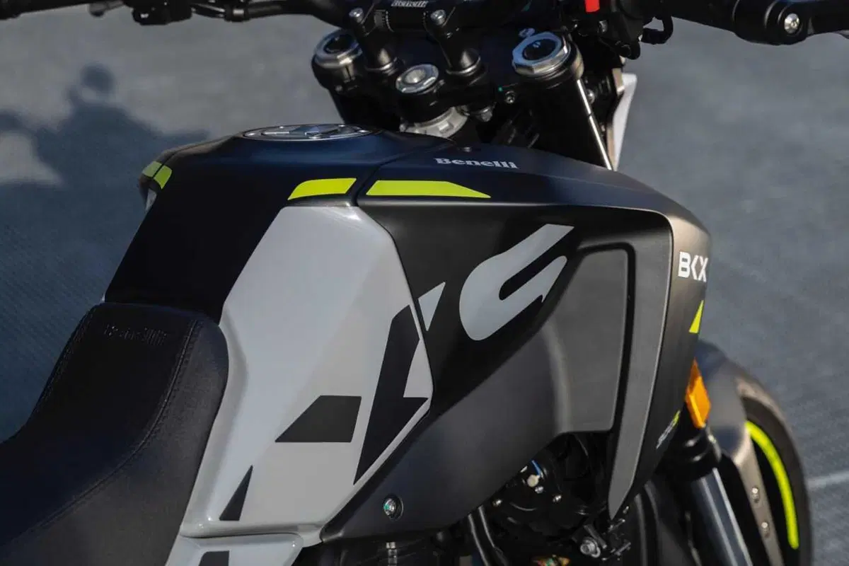 Benelli BKX 300 e BKX 300 S: arriva il monocilindrico da 292 cc che aspettavamo (3)