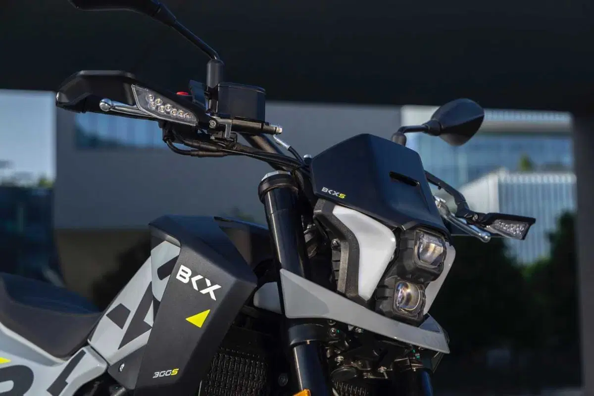 Benelli BKX 300 e BKX 300 S: arriva il monocilindrico da 292 cc che aspettavamo (4)