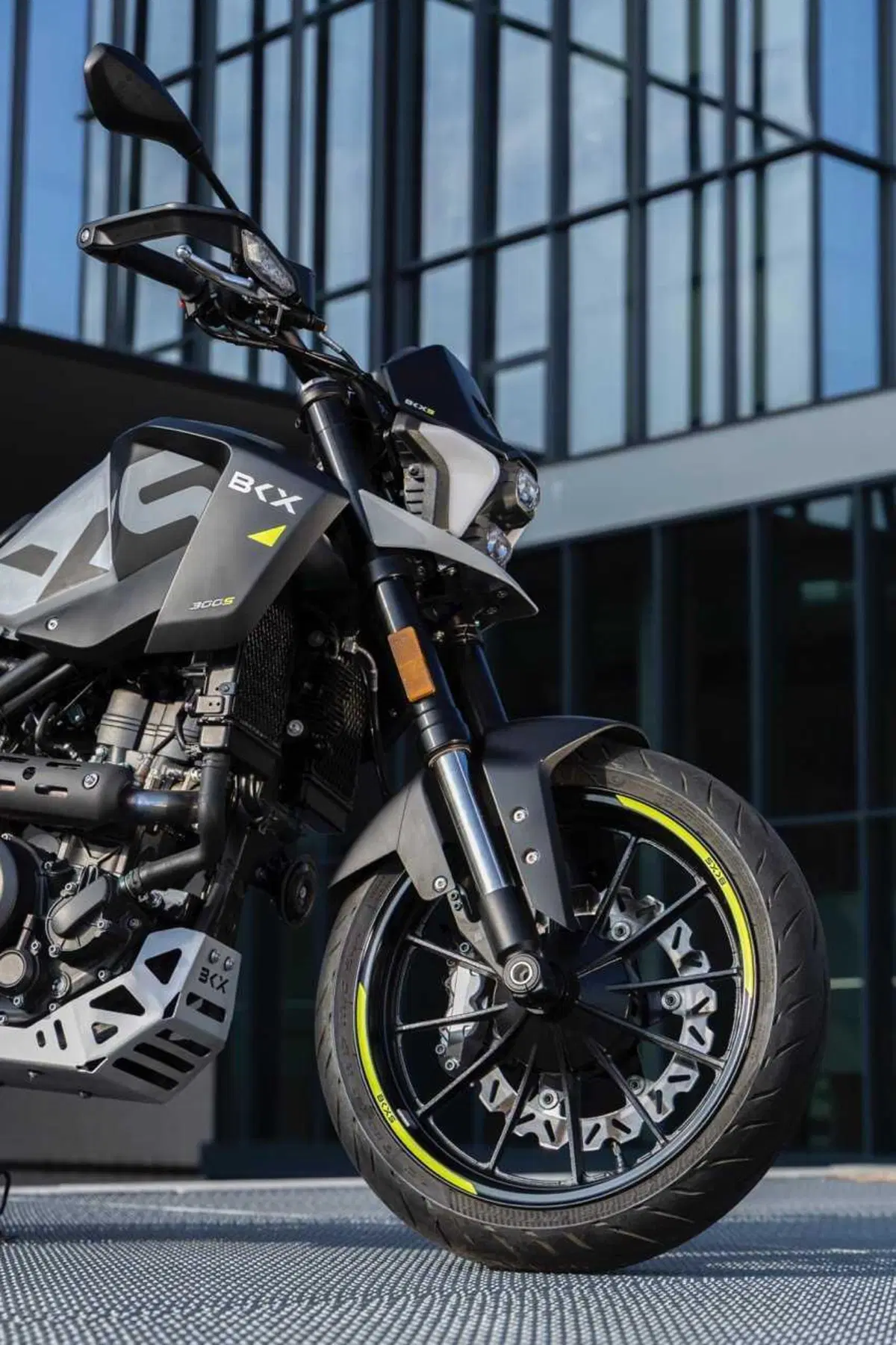 Benelli BKX 300 e BKX 300 S: arriva il monocilindrico da 292 cc che aspettavamo (6)