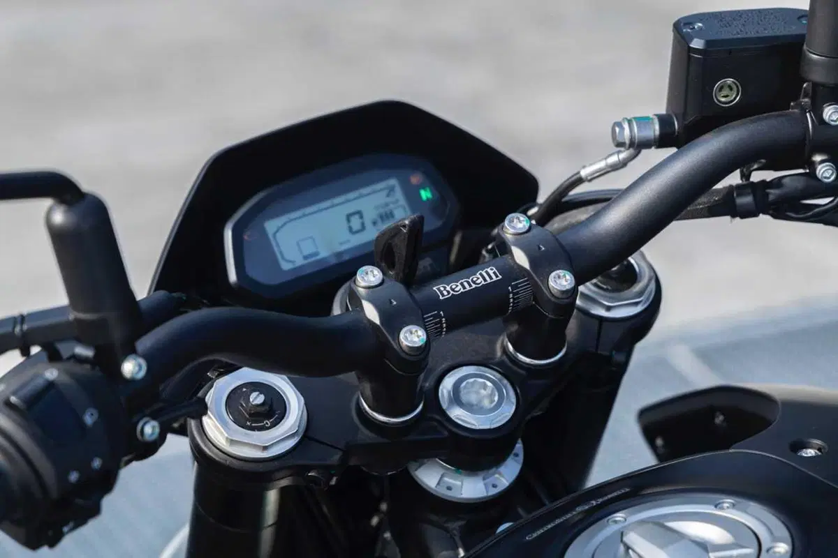 Benelli BKX 300 e BKX 300 S: arriva il monocilindrico da 292 cc che aspettavamo (8)