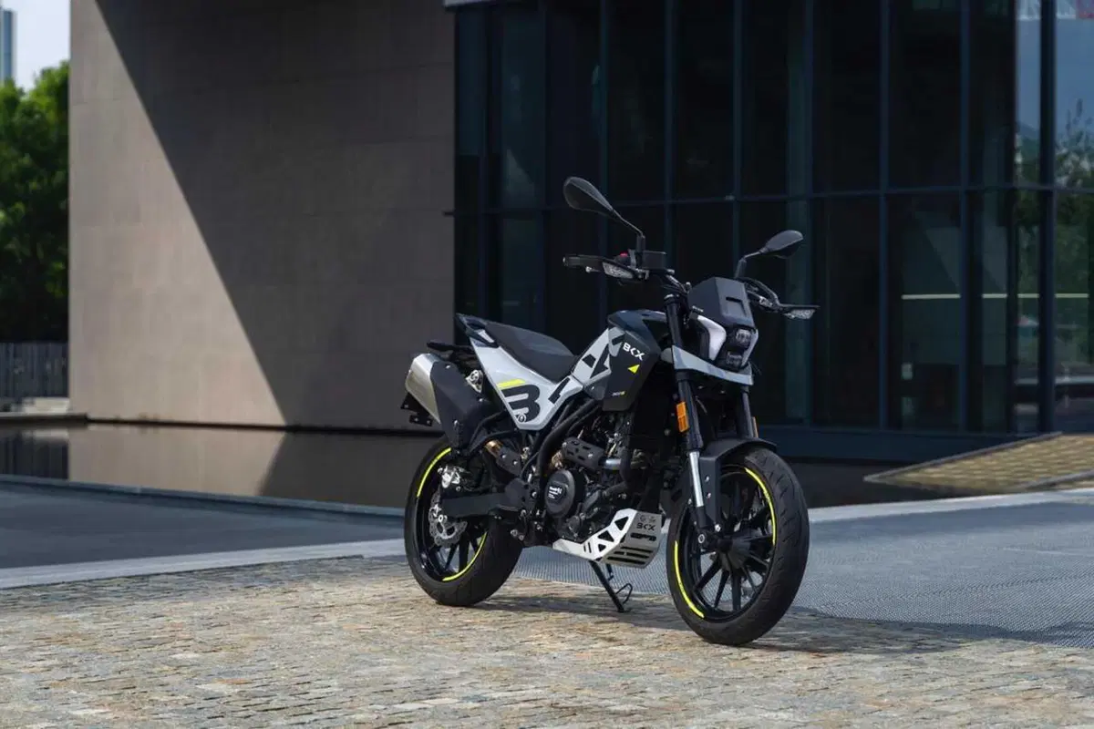 Benelli BKX 300 e BKX 300 S: arriva il monocilindrico da 292 cc che aspettavamo (21)