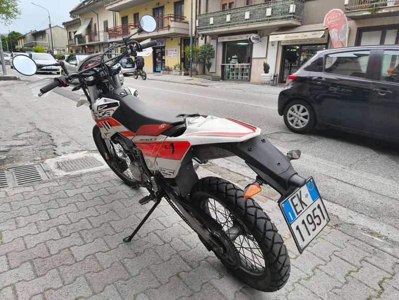 Betamotor RR 125 4T Enduro LC (2018 - 20) (5)