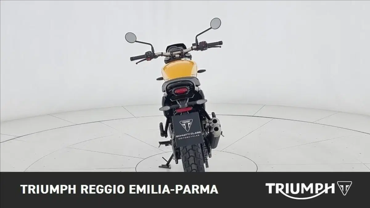 Triumph Tracker 400 (2026) (2)