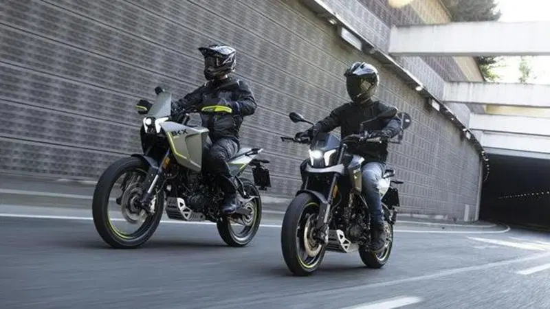 Benelli BKX 300 e BKX 300 S: arriva il monocilindrico da 292 cc che aspettavamo