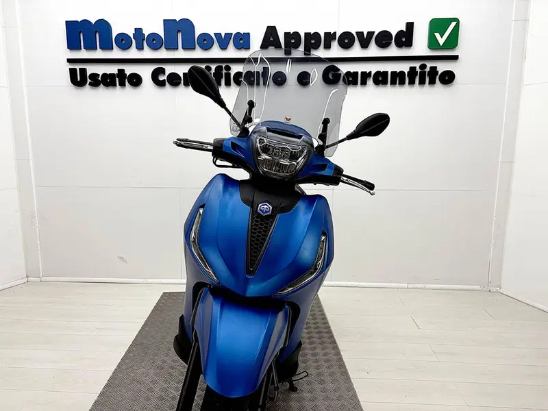 Piaggio Beverly 300 S ABS-ASR (2021 - 25) (4)