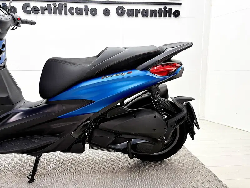 Piaggio Beverly 300 S ABS-ASR (2021 - 25) (14)