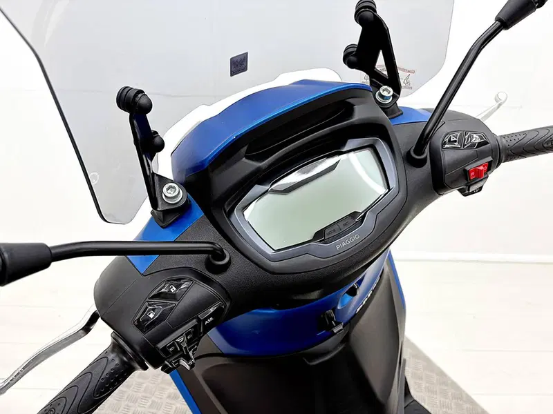 Piaggio Beverly 300 S ABS-ASR (2021 - 25) (18)