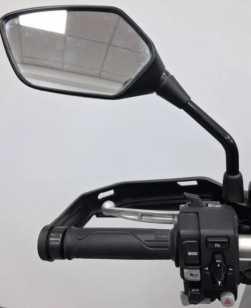 Honda X-ADV 750 DCT (2021 - 24) (5)