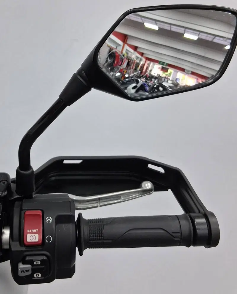 Honda X-ADV 750 DCT (2021 - 24) (6)
