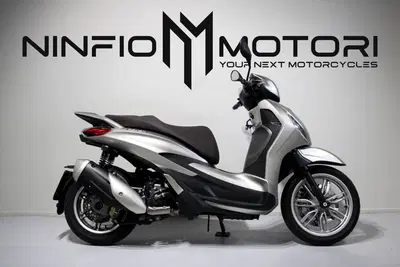 Piaggio Beverly 300 ABS-ASR (2021 - 25) usata
