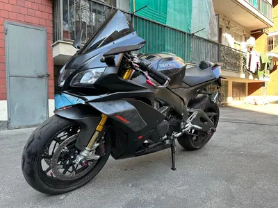 Aprilia RSV4 1100 Factory (2019 - 20) usata