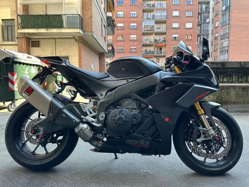 Aprilia RSV4 1100 Factory (2019 - 20) (3)