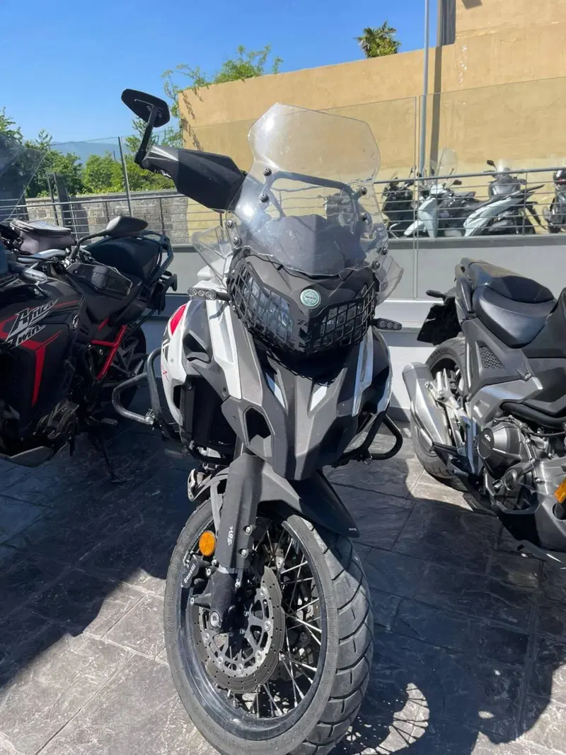 Benelli TRK 502 ABS (2017 - 20) (2)