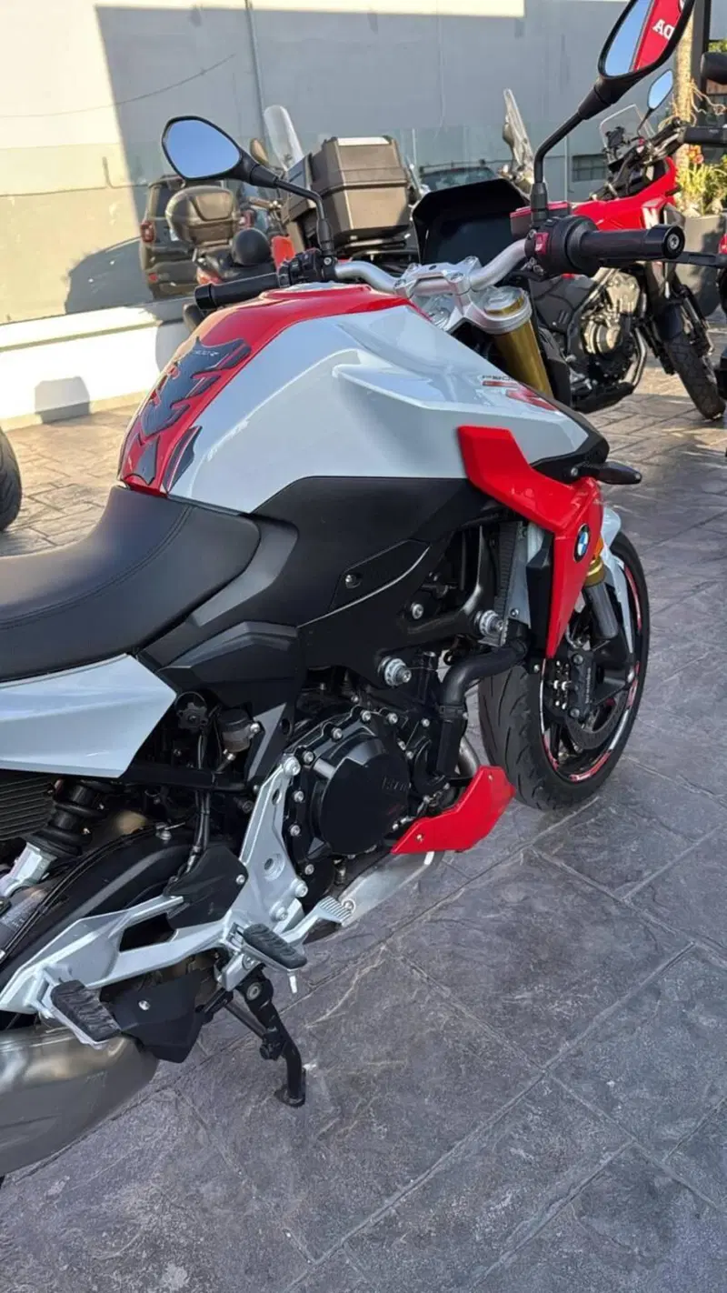 Bmw F 900 R (2021 - 24) (4)