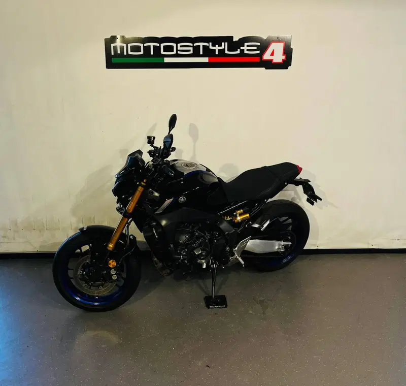 Yamaha MT-09 SP (2021 - 23) (2)