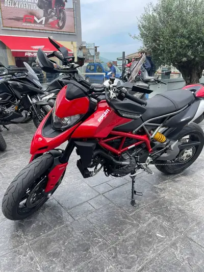 Ducati Hypermotard 950 (2022 - 25) usata