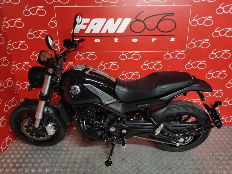 Benelli Leoncino 500 (2021 - 25) (3)