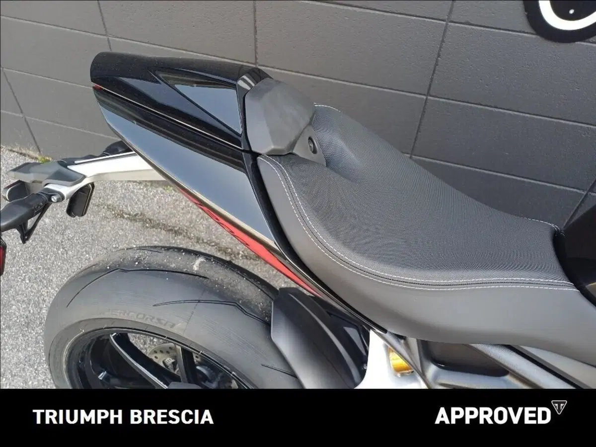 Triumph Speed Triple 1200 RS (2025 - 26) (4)