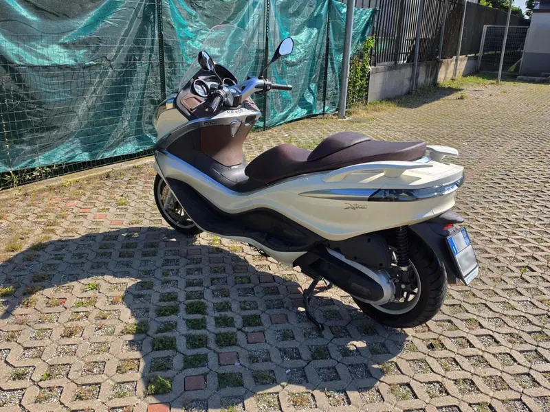 Piaggio X10 350 ie (2011 - 17) (6)