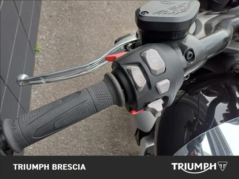 Triumph Rocket 3 R (2021 - 24) (10)