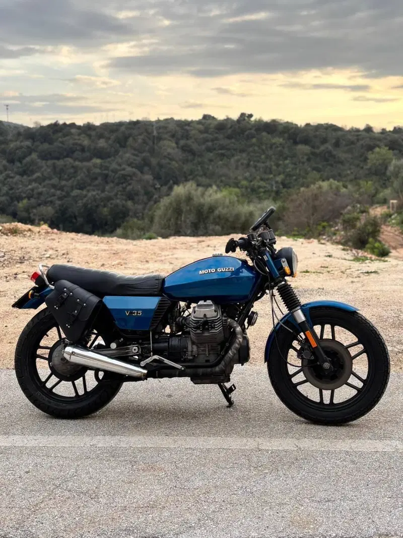 Moto Guzzi V35 (2)