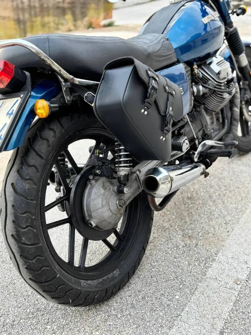 Moto Guzzi V35 (8)