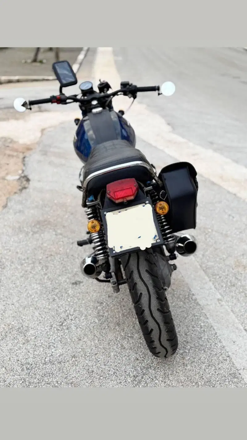 Moto Guzzi V35 (12)