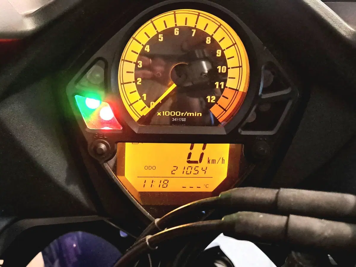Suzuki SV 650 S (2003 - 06) (2)