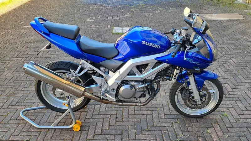 Suzuki SV 650 S (2003 - 06) (4)