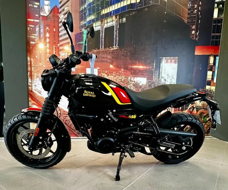 Royal Enfield Guerrilla 450 (2024 - 26)